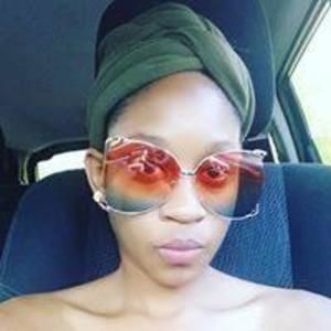 Meet your Posher, Lachelle